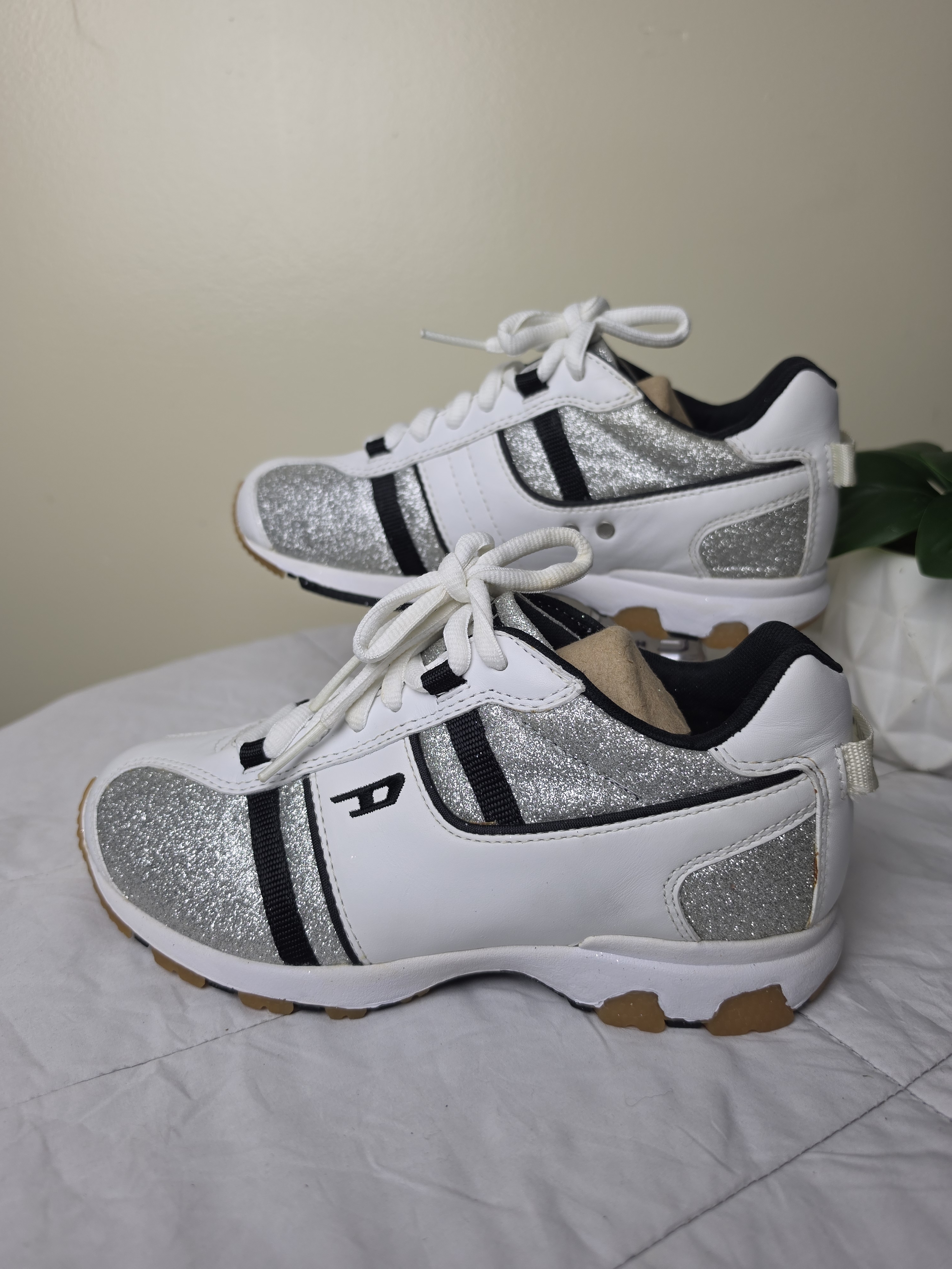 Diesel Vintage Y2k Era Sneakers Black, White & Silver Low-Top Women's Size 7.5